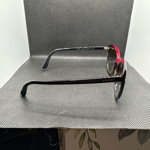 ‼️🔥 FINAL SALE PRADA 54mm Cat Eye 🕶️Sunglasses 🔥‼️ - Picture 3 of 10